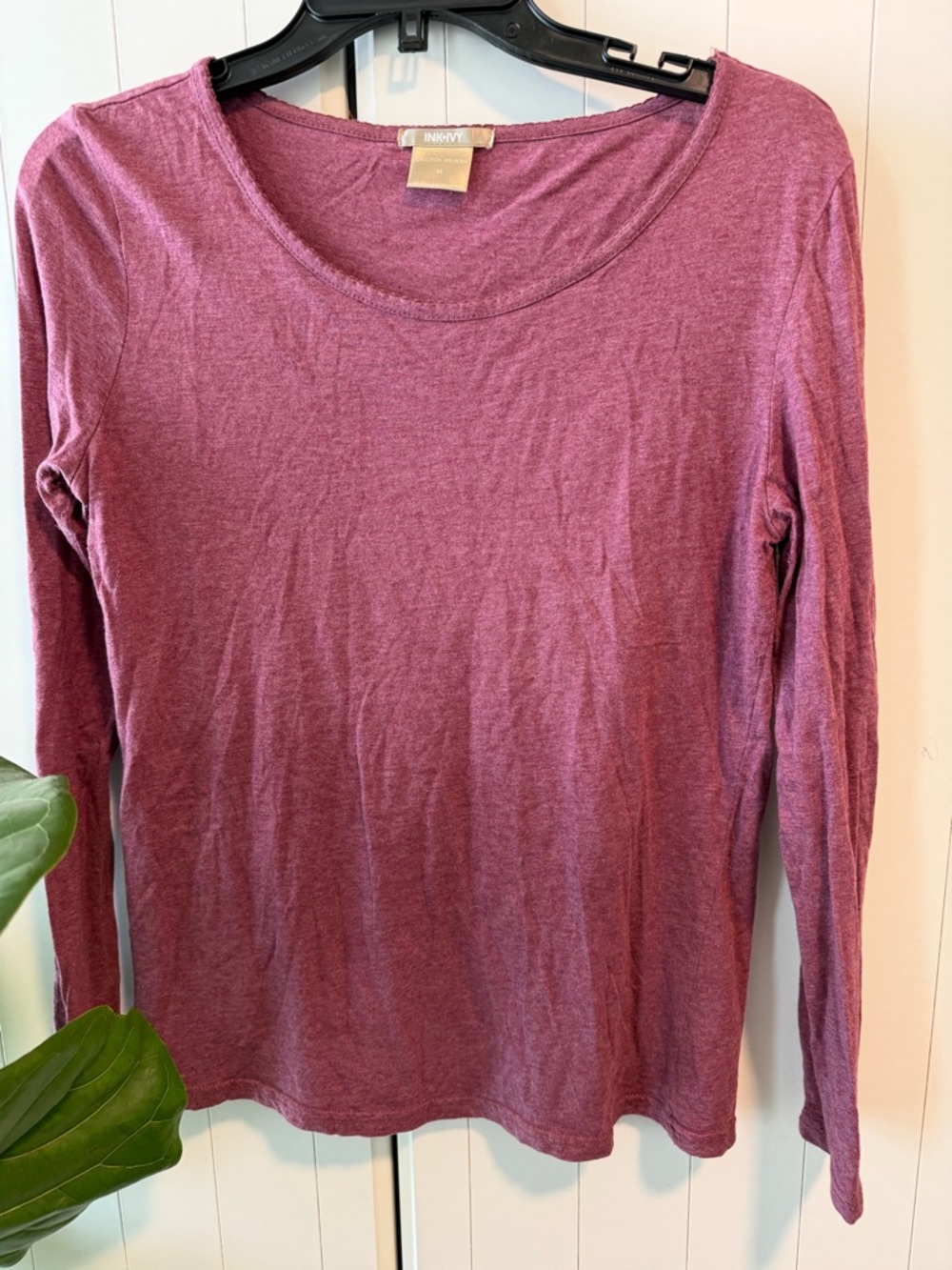 121- Everyday Long-Sleeve Scoop Neck Top - Mauve Pink Sz M